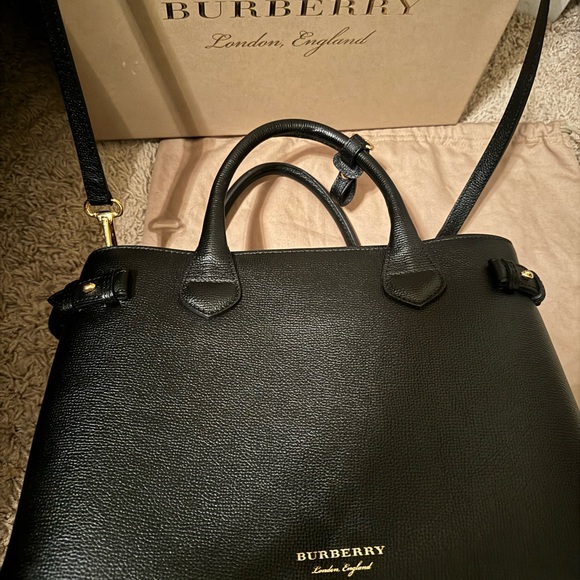 Pre-Owned Authentic Burberry Medium Banner House Check Derby Black Leath… - Picture 8 of 15